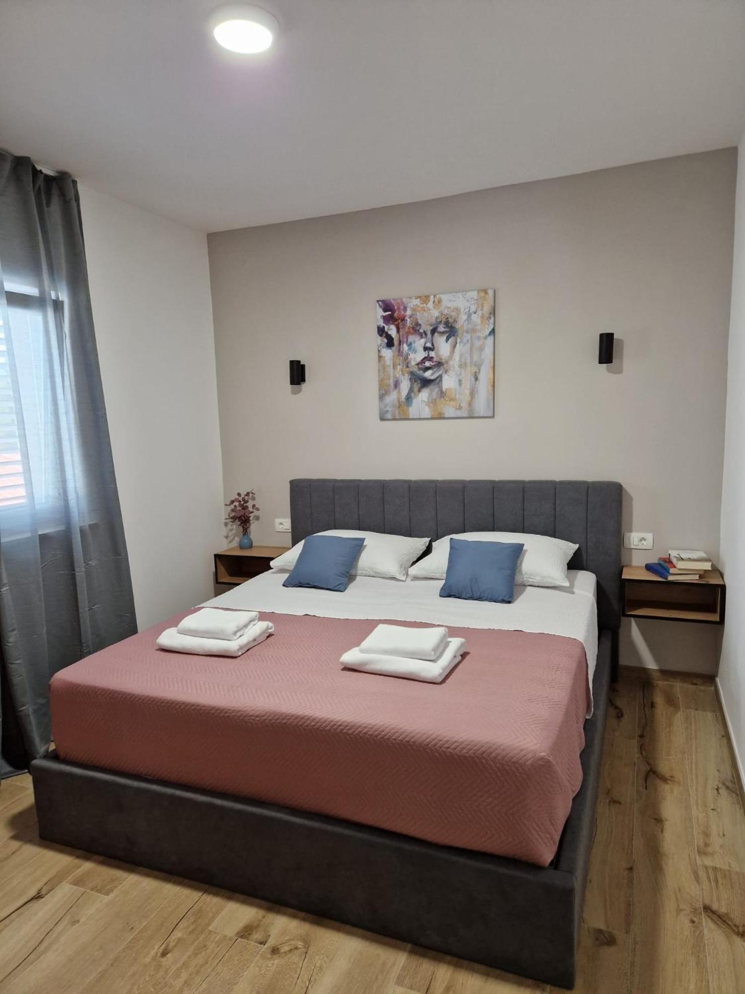 "Apartments Petra - 2 Bedroom With Swimming Pool" Cilipi Exterior photo
