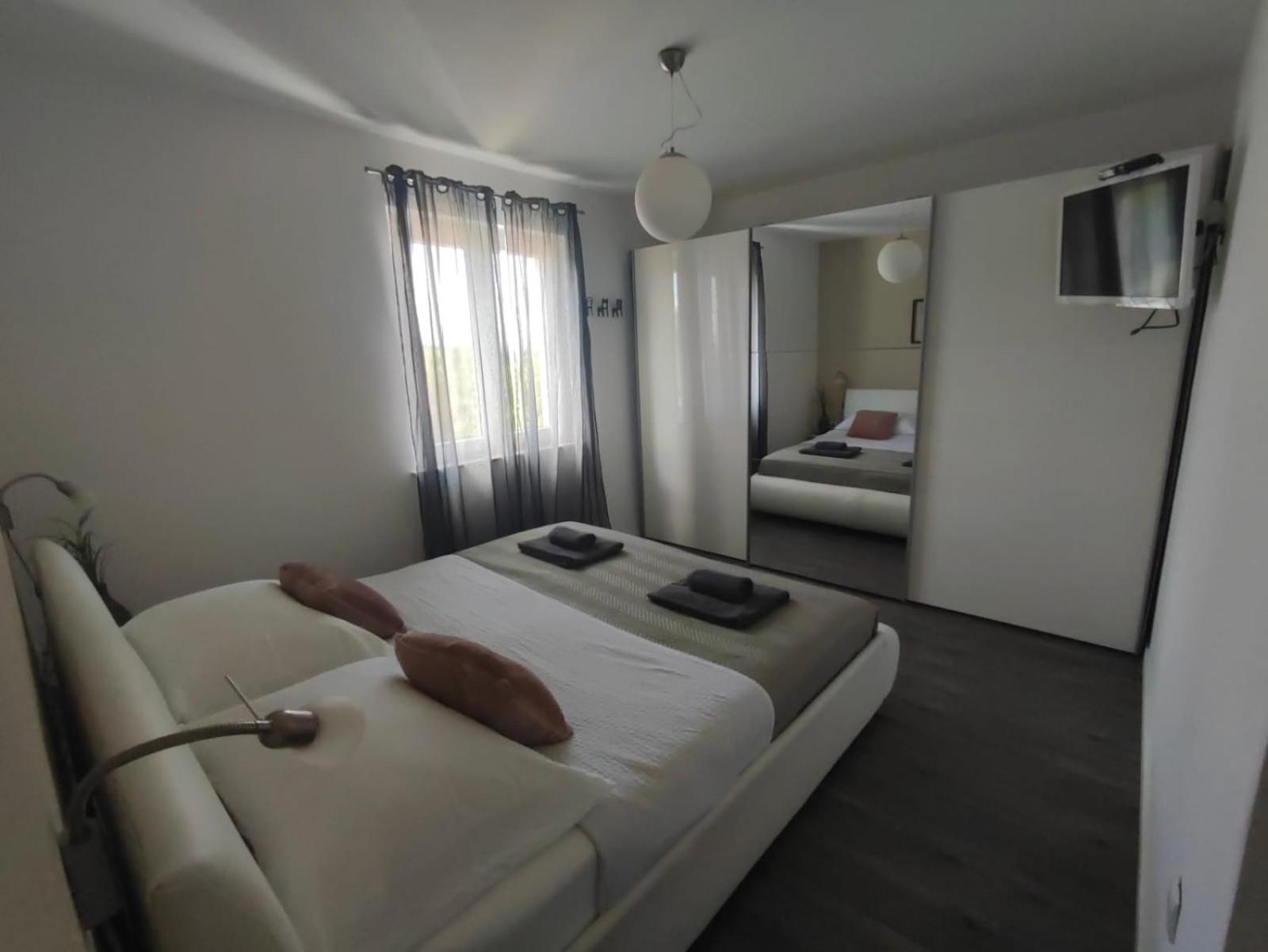 "Apartments Petra - 2 Bedroom With Swimming Pool" Cilipi Exterior photo
