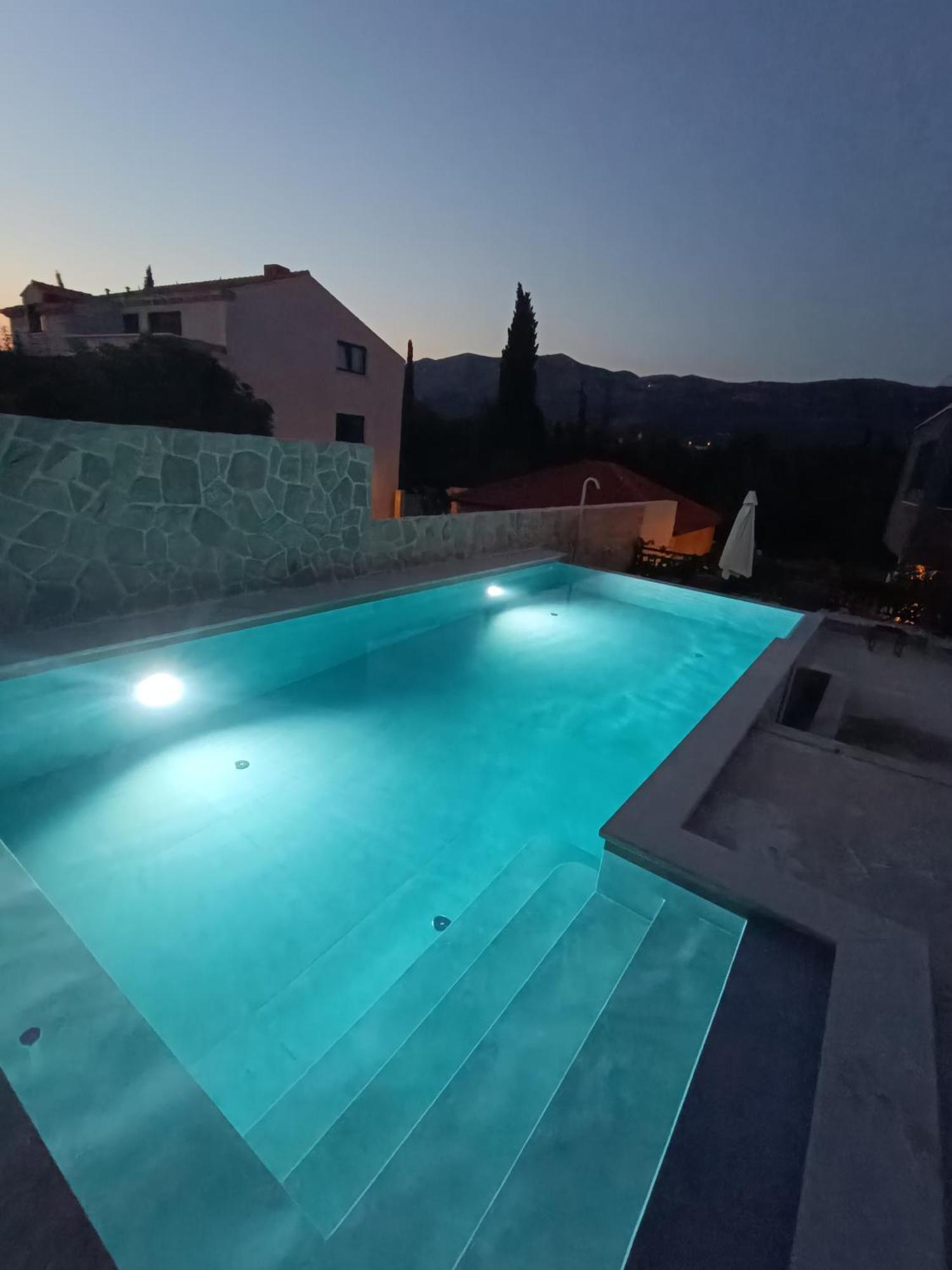 "Apartments Petra - 2 Bedroom With Swimming Pool" Cilipi Exterior photo
